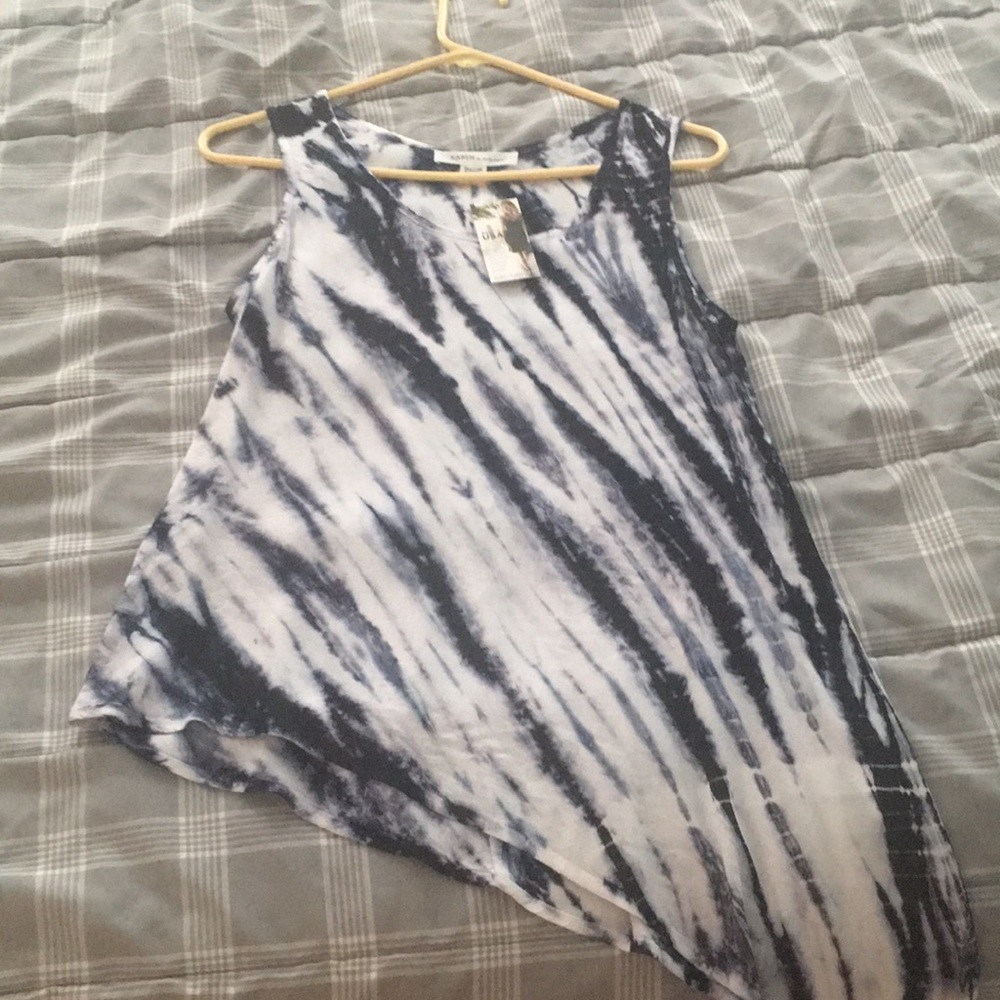 Karen Kane Navy and white asymmetrical tank top